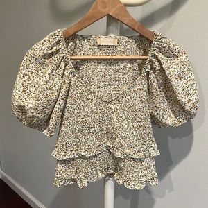 3/$15🦋 Altar’s State Smocked Cottagecore Puff Sleeve Top